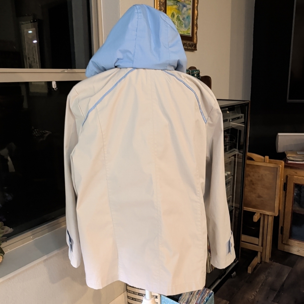 Mackinstosh Women's Raincoat Size XL Beige & Blue Zippered Toggles Pockets - Picture 4 of 12